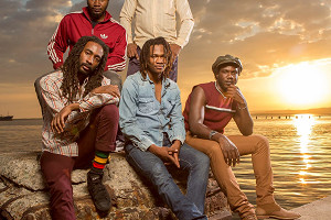 Jamajski Raging Fyah w lipcu na płockiej plaży - Festiwal Reggaeland