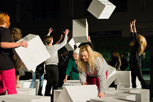 TEATROMANIA 2016 - Spektakl zrealizowany podczas warsztatów Power of Diversity the Crossing Lines