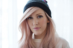 Ellie Goulding prezentuje "Something In The Way You Move"