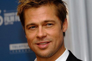 Brad Pitt siwym generałem w "War Machine"