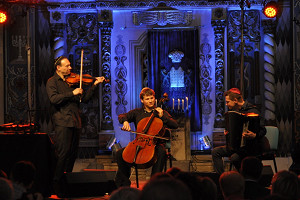 Koncert Hawdalowy ŻYDOWSKI CZARODZIEJ SKRZYPIEC: Jascha Lieberman Trio