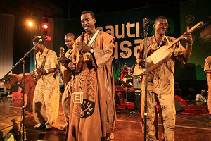 BASSEKOU KOUYATE & NGONI BA zagrają w Starym Klasztorze!