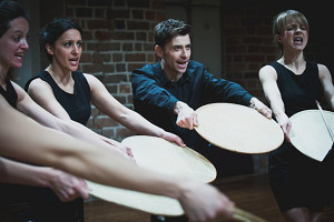 „PIEŚNI LEARA” w Teatrze Pieśń Kozła we Wrocławiu